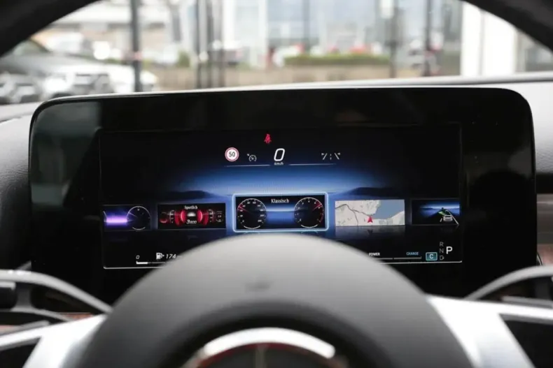 Mercedes-Benz C 200 (Clasa C) din 2023 cu 74.650 km - oferta MER181726 - foto 19