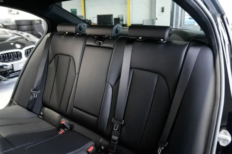 BMW 320 (Seria 3) din 2025 cu 6.111 km - oferta BMW181739 - foto 19