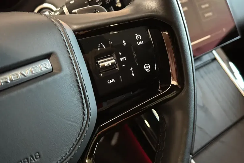 Land Rover Range Rover Velar din 2024 cu 23.873 km - oferta LAN181743 - foto 32