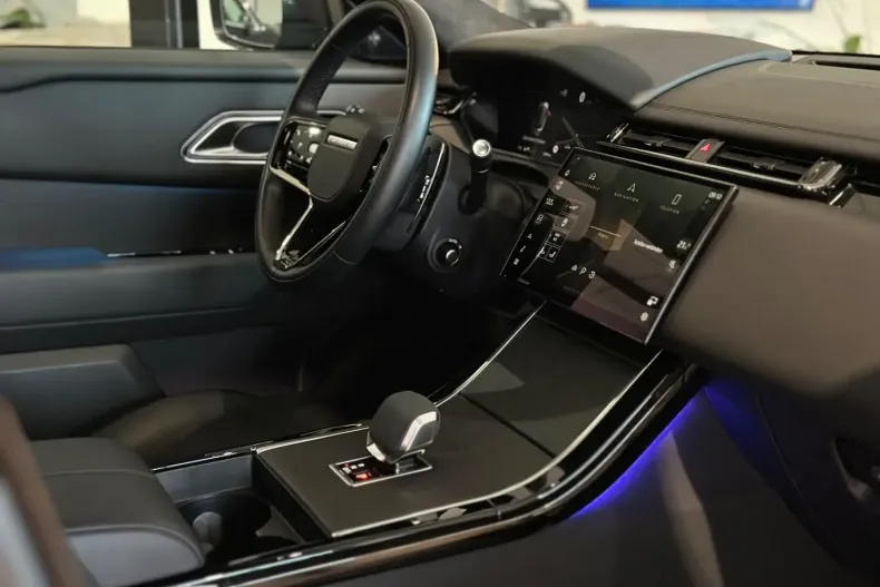 Land Rover Range Rover Velar din 2024 cu 23.873 km - oferta LAN181743 - foto 37