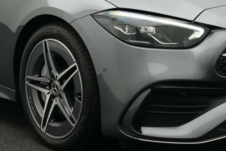 Mercedes-Benz C 200 (Clasa C) din 2023 cu 68.188 km - oferta MER181755 - foto 9