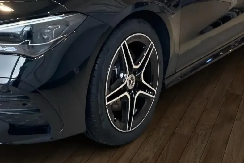 Mercedes-Benz CLA 220 (Clasa CLA) din 2025 cu 13.877 km - oferta MER181756 - foto 16