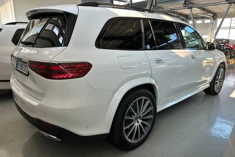Mercedes-Benz GLS 580 (Clasa GLS) din 2025 cu 15.000 km - oferta MER181757 - foto 5