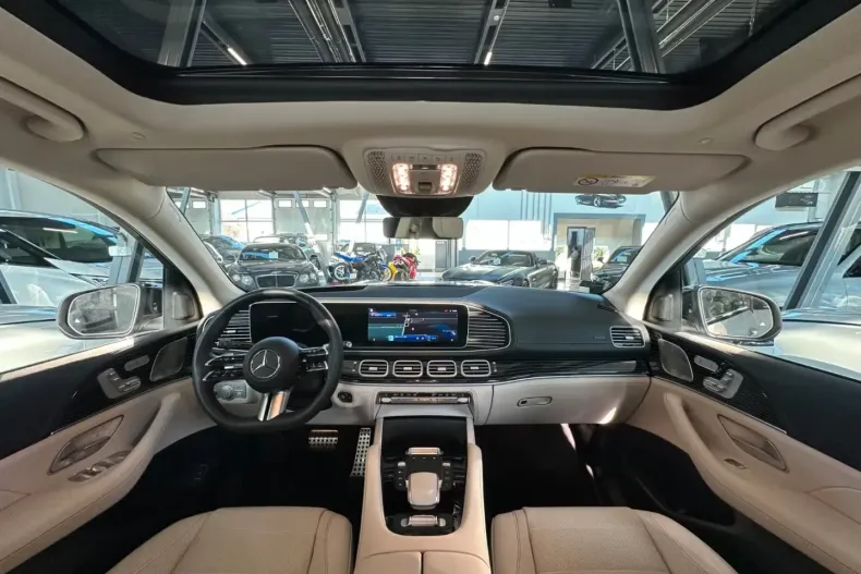 Mercedes-Benz GLS 580 (Clasa GLS) din 2025 cu 15.000 km - oferta MER181757 - foto 10