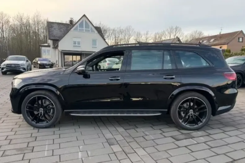 Mercedes-Benz GLS 450 (Clasa GLS) din 2025 cu 21 km - oferta MER181760 - foto 4