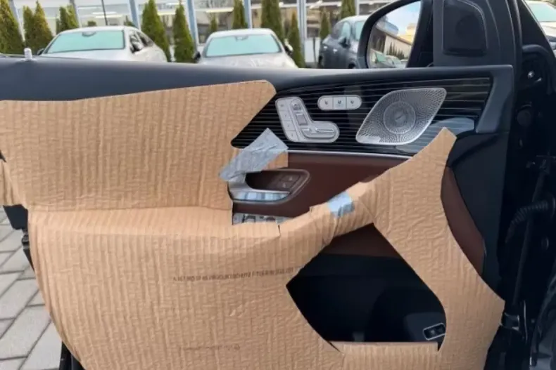 Mercedes-Benz GLS 450 (Clasa GLS) din 2025 cu 21 km - oferta MER181760 - foto 10