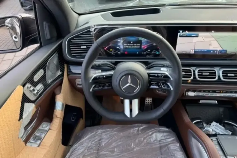 Mercedes-Benz GLS 450 (Clasa GLS) din 2025 cu 21 km - oferta MER181760 - foto 15