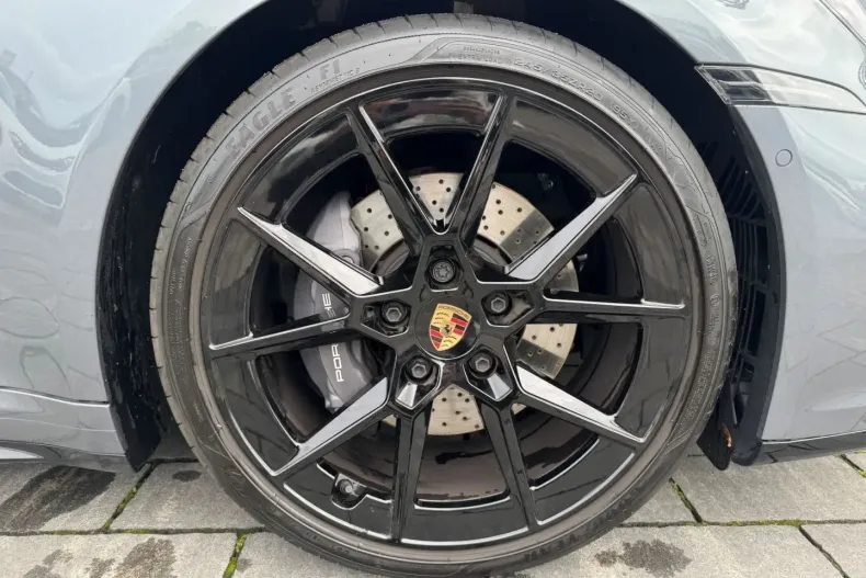 Porsche 911 din 2024 cu 4.799 km - oferta POR181762 - foto 7