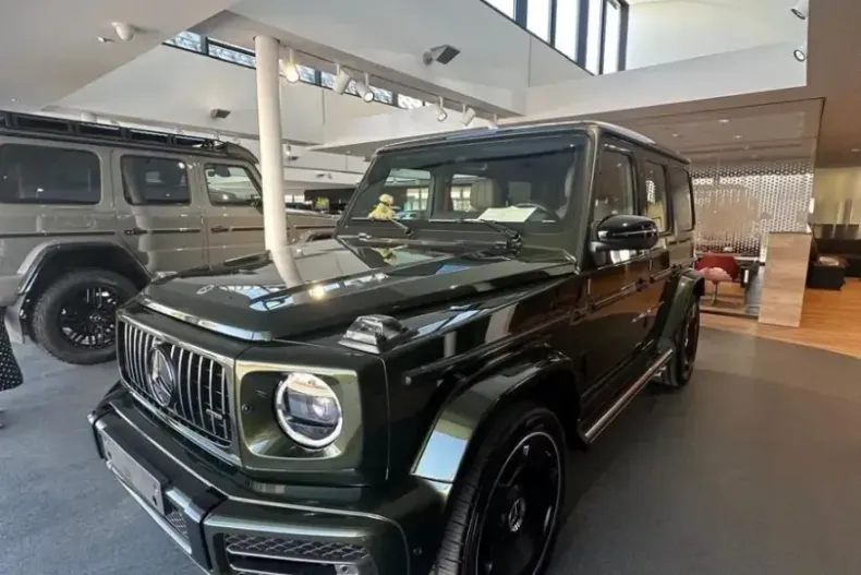 Mercedes-Benz G 63 AMG (Clasa G) din 2023 cu 24.300 km - oferta MER181763 - foto 1