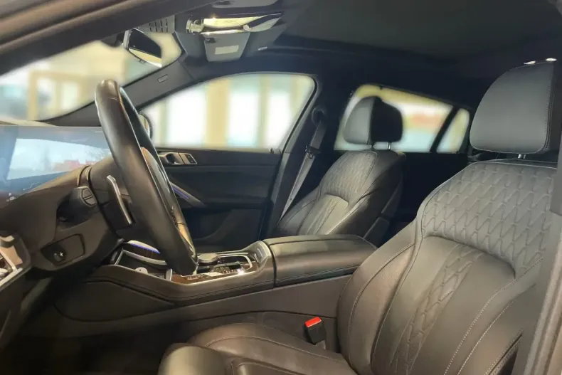 BMW X6 (Seria X) din 2024 cu 41.377 km - oferta BMW181766 - foto 7
