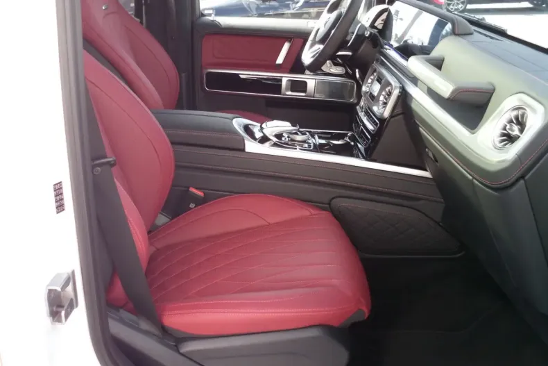 Mercedes-Benz G 63 AMG (Clasa G) din 2022 cu 30.000 km - oferta MER181767 - foto 5