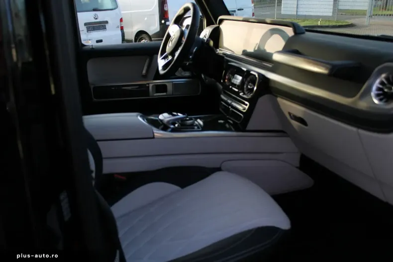 Mercedes-Benz G 63 AMG (Clasa G) din 2023 cu 5.000 km - oferta MER181779 - foto 5