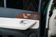 Mercedes-Benz GLS 580 (Clasa GLS) din 2025 cu 14.917 km - oferta MER181781 - foto 12