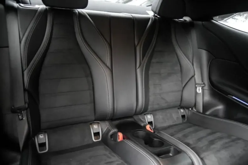 Mercedes-Benz CLE 300 (Clasa CLE) din 2024 cu 12.435 km - oferta MER181787 - foto 4