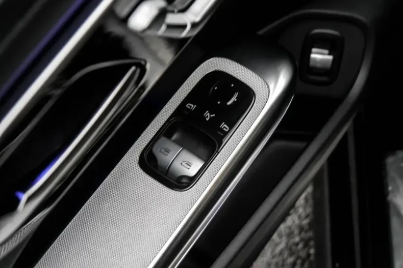 Mercedes-Benz CLE 300 (Clasa CLE) din 2024 cu 12.435 km - oferta MER181787 - foto 18