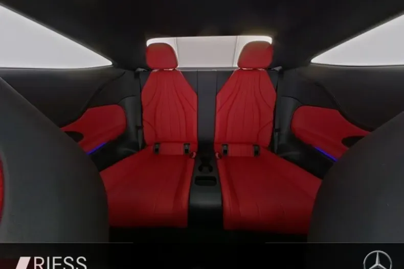 Mercedes-Benz CLE 300 (Clasa CLE) din 2025 cu 4.014 km - oferta MER181788 - foto 7