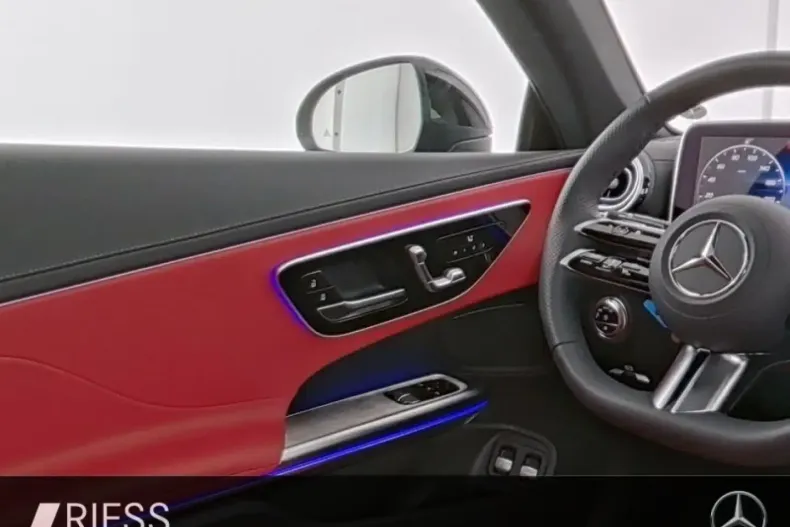 Mercedes-Benz CLE 300 (Clasa CLE) din 2025 cu 4.014 km - oferta MER181788 - foto 8