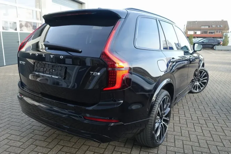 Volvo XC90 din 2025 cu 23.999 km - oferta VOL181789 - foto 4