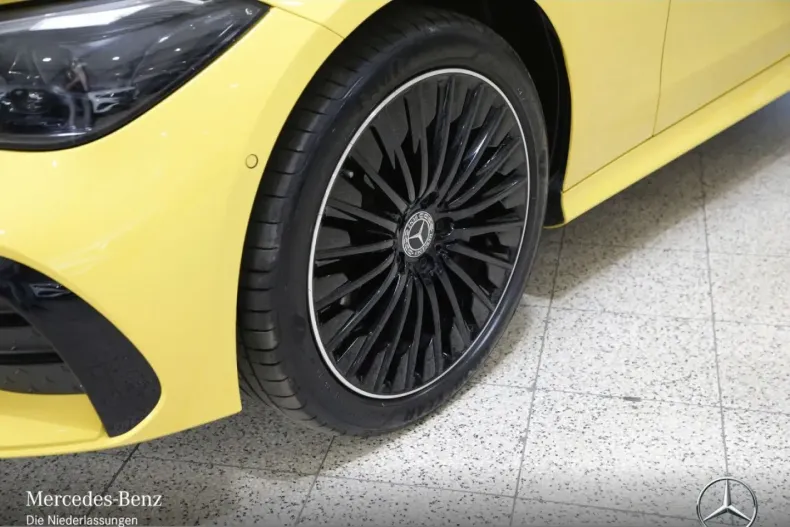 Mercedes-Benz CLE 300 (Clasa CLE) din 2025 cu 12.782 km - oferta MER181790 - foto 3