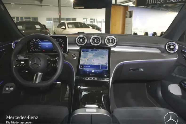 Mercedes-Benz CLE 300 (Clasa CLE) din 2025 cu 12.782 km - oferta MER181790 - foto 6