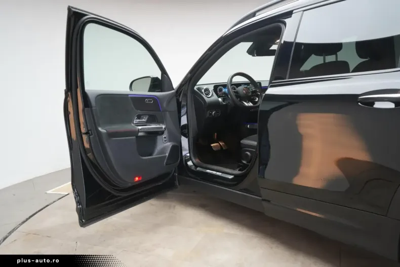 Mercedes-Benz GLB 35 AMG (Clasa GLB) din 2024 cu 16.000 km - oferta MER181792 - foto 11