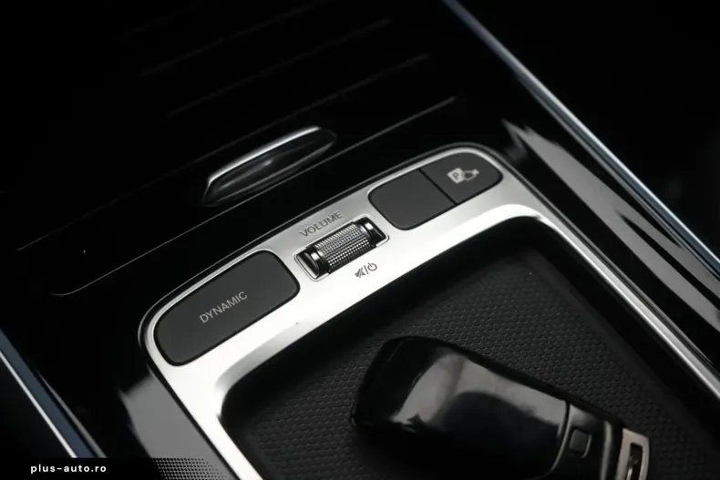 Mercedes-Benz GLB 35 AMG (Clasa GLB) din 2024 cu 16.000 km - oferta MER181792 - foto 18