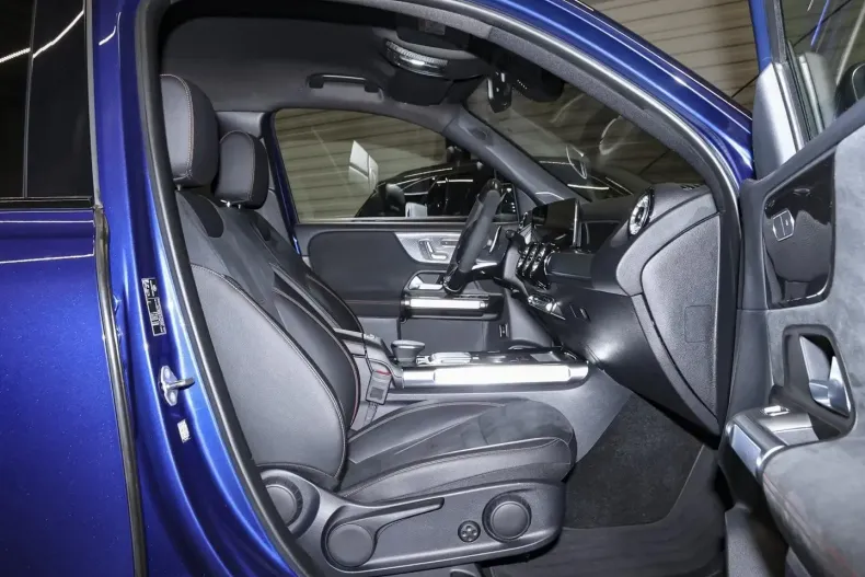 Mercedes-Benz GLB 35 AMG (Clasa GLB) din 2021 cu 43.501 km - oferta MER181794 - foto 4