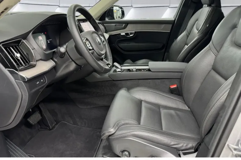 Volvo XC90 din 2025 cu 17.123 km - oferta VOL181799 - foto 6