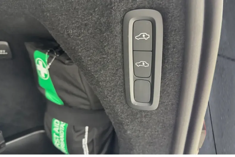 Volvo XC90 din 2025 cu 17.123 km - oferta VOL181799 - foto 18