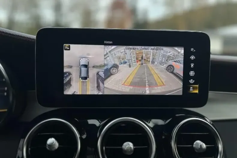 Mercedes-Benz GLC 43 AMG (Clasa GLC) din 2022 cu 29.987 km - oferta MER181801 - foto 14