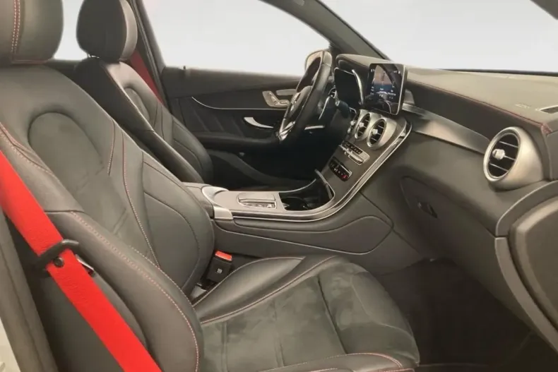 Mercedes-Benz GLC 43 AMG (Clasa GLC) din 2022 cu 31.628 km - oferta MER181802 - foto 9