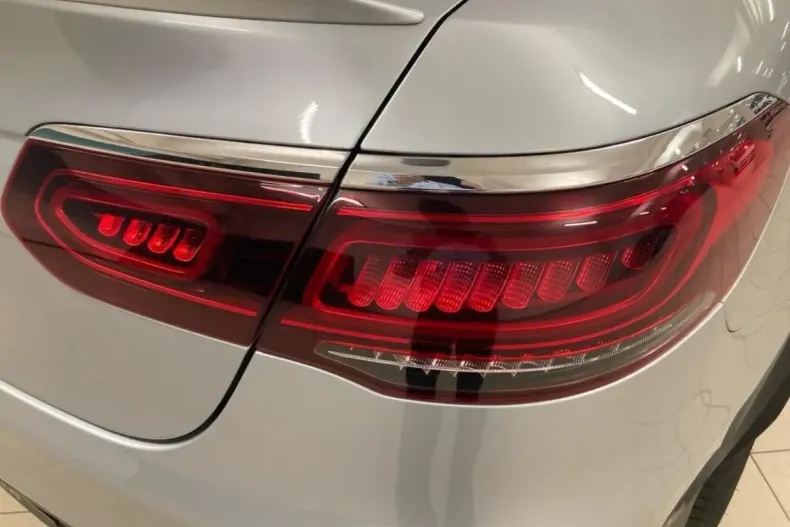 Mercedes-Benz GLC 43 AMG (Clasa GLC) din 2022 cu 31.628 km - oferta MER181802 - foto 18