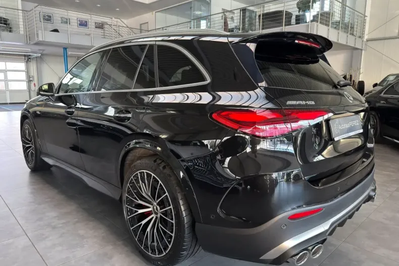 Mercedes-Benz GLC 43 AMG (Clasa GLC) din 2023 cu 6.773 km - oferta MER181804 - foto 3