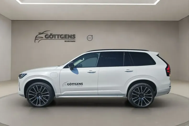 Volvo XC90 din 2025 cu 14.500 km - oferta VOL181806 - foto 2