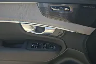Volvo XC90 din 2025 cu 14.500 km - oferta VOL181806 - foto 11
