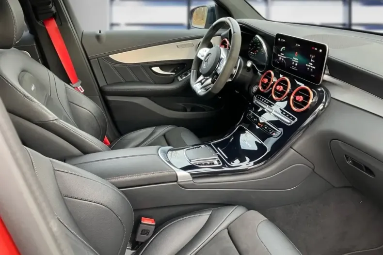 Mercedes-Benz GLC 63 AMG (Clasa GLC) din 2022 cu 32.900 km - oferta MER181808 - foto 10