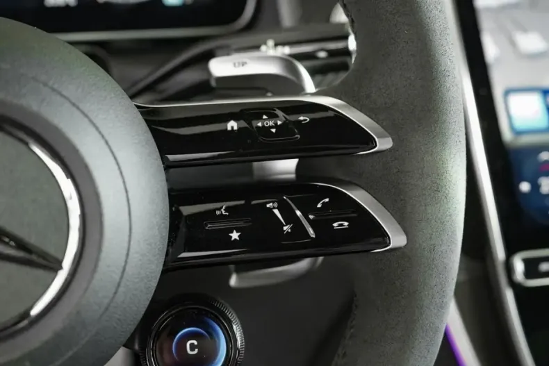 Mercedes-Benz GLC 63 AMG (Clasa GLC) din 2024 cu 14.700 km - oferta MER181809 - foto 10