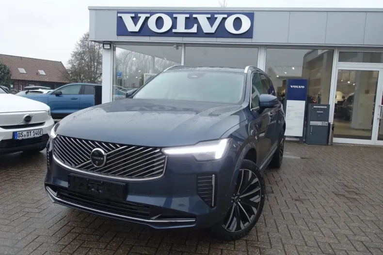 Volvo XC90 din 2025 cu 22.500 km - oferta VOL181813 - foto 1