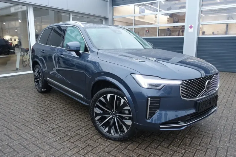 Volvo XC90 din 2025 cu 22.500 km - oferta VOL181813 - foto 3