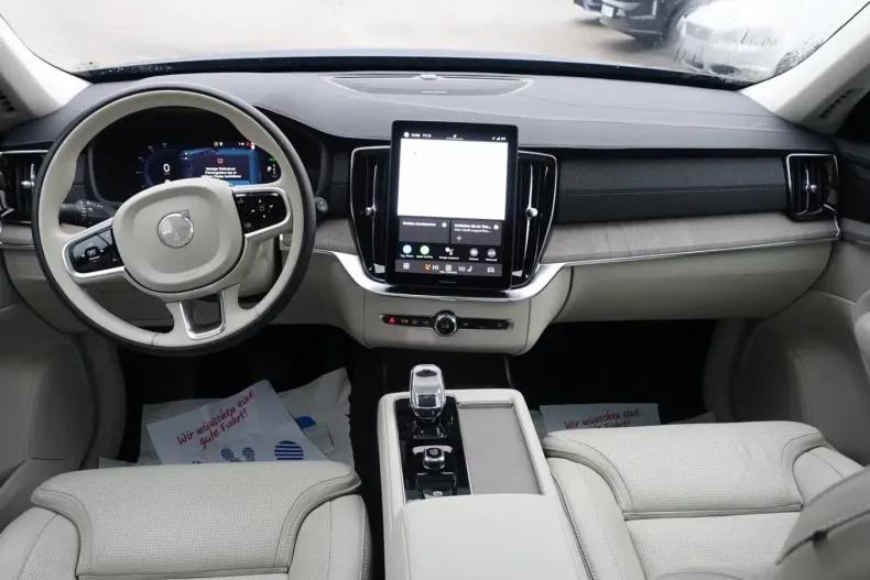 Volvo XC90 din 2025 cu 22.500 km - oferta VOL181813 - foto 8