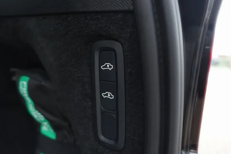 Volvo XC90 din 2025 cu 22.500 km - oferta VOL181813 - foto 9