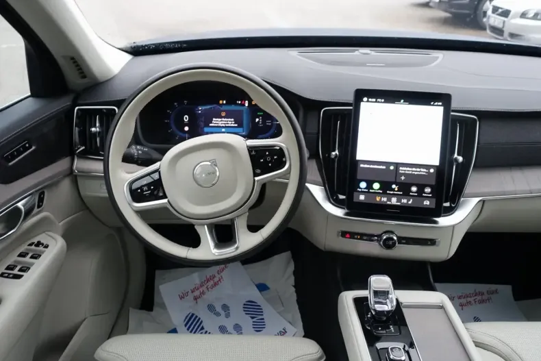 Volvo XC90 din 2025 cu 22.500 km - oferta VOL181813 - foto 18