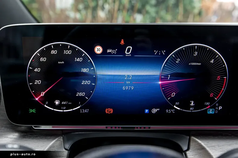 Mercedes-Benz V 300 (Clasa V) din 2025 cu 7.000 km - oferta MER181814 - foto 17