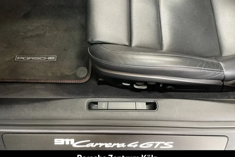 Porsche 992 din 2022 cu 39.020 km - oferta POR181815 - foto 11