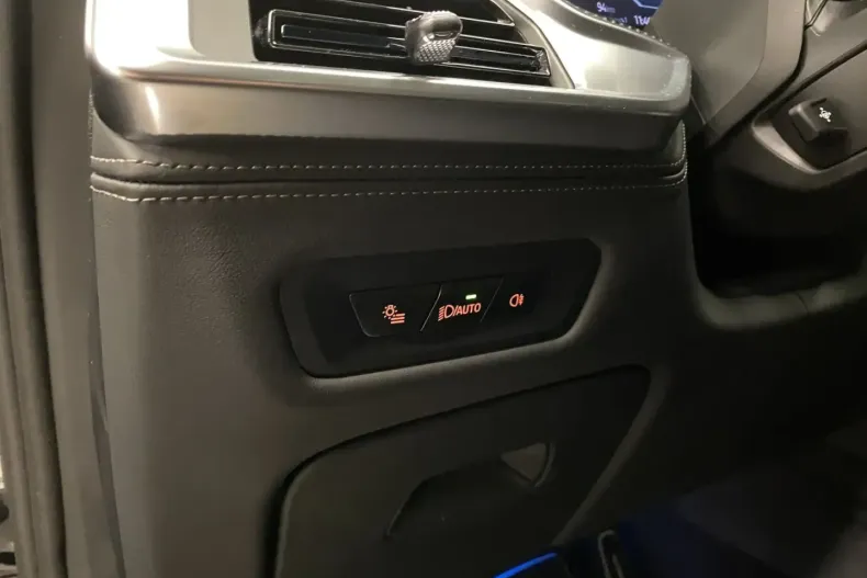 BMW X6 (Seria X) din 2025 cu 13.746 km - oferta BMW181818 - foto 33