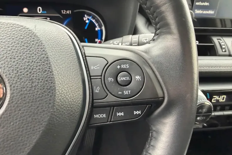 Toyota RAV4 din 2022 cu 55.855 km - oferta TOY181823 - foto 13