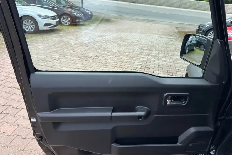 Suzuki Jimny din 2024 cu 1.800 km - oferta SUZ181830 - foto 10