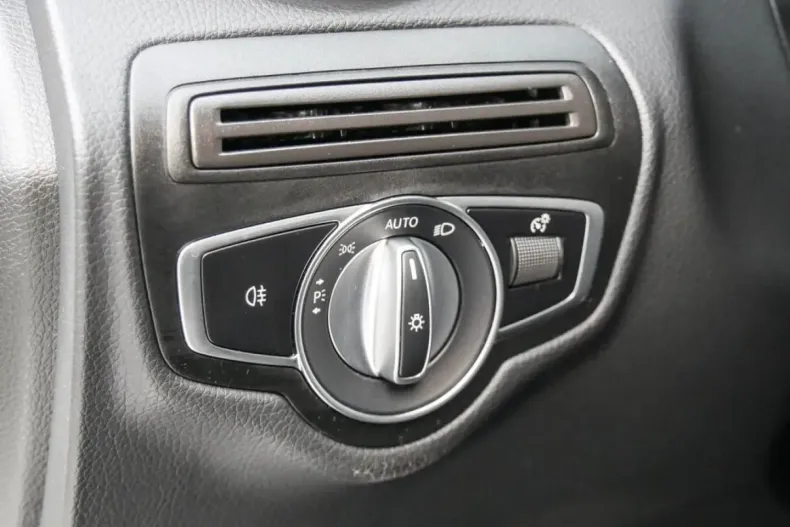 Mercedes-Benz GLC 63 AMG (Clasa GLC) din 2022 cu 32.107 km - oferta MER181832 - foto 14