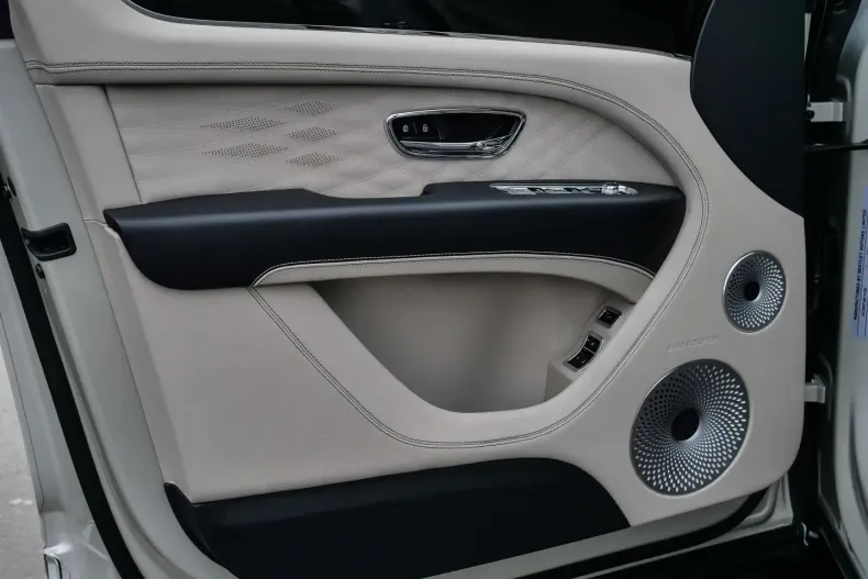 Bentley Bentayga din 2025 cu 50 km - oferta BEN181837 - foto 15