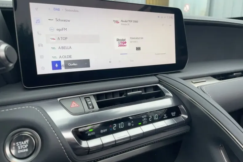 Lexus LC 500 din 2024 cu 11.873 km - oferta LEX181839 - foto 13